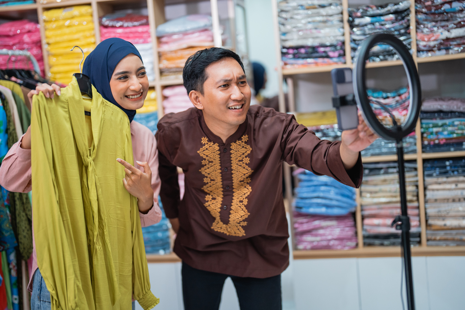 two people live selling session on social media